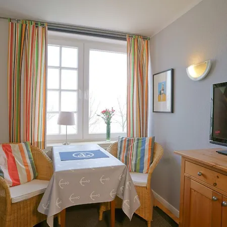 Haus Gud Hoeoeb Whg 08 * Wyk auf Föhr